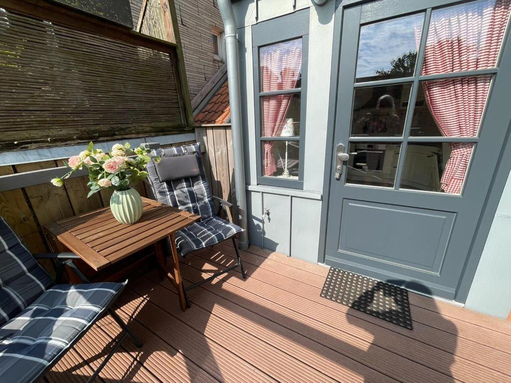 Ferienwohnung Teestuuv Husum  Exterior foto